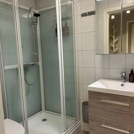 Koselig Studioleilighet I Sentrum דירה *